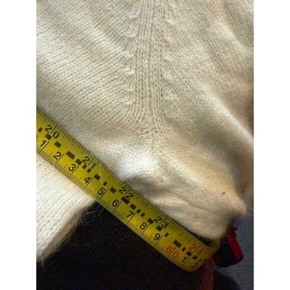 Liz Claiborne collection angora wool cream sweater L - Picture 6 of 7